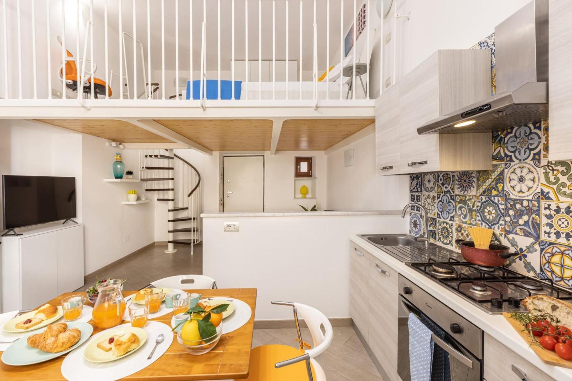 Cosy House Under The Arches In Sorrento Old Town Apartment Bagian luar foto